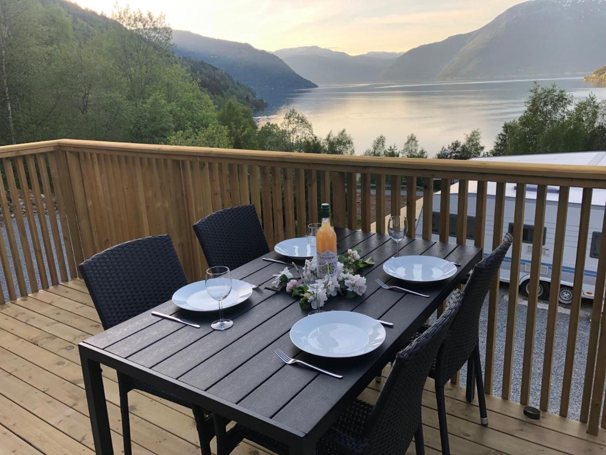 Hardangerpark As Hotel Kinsarvik Buitenkant foto